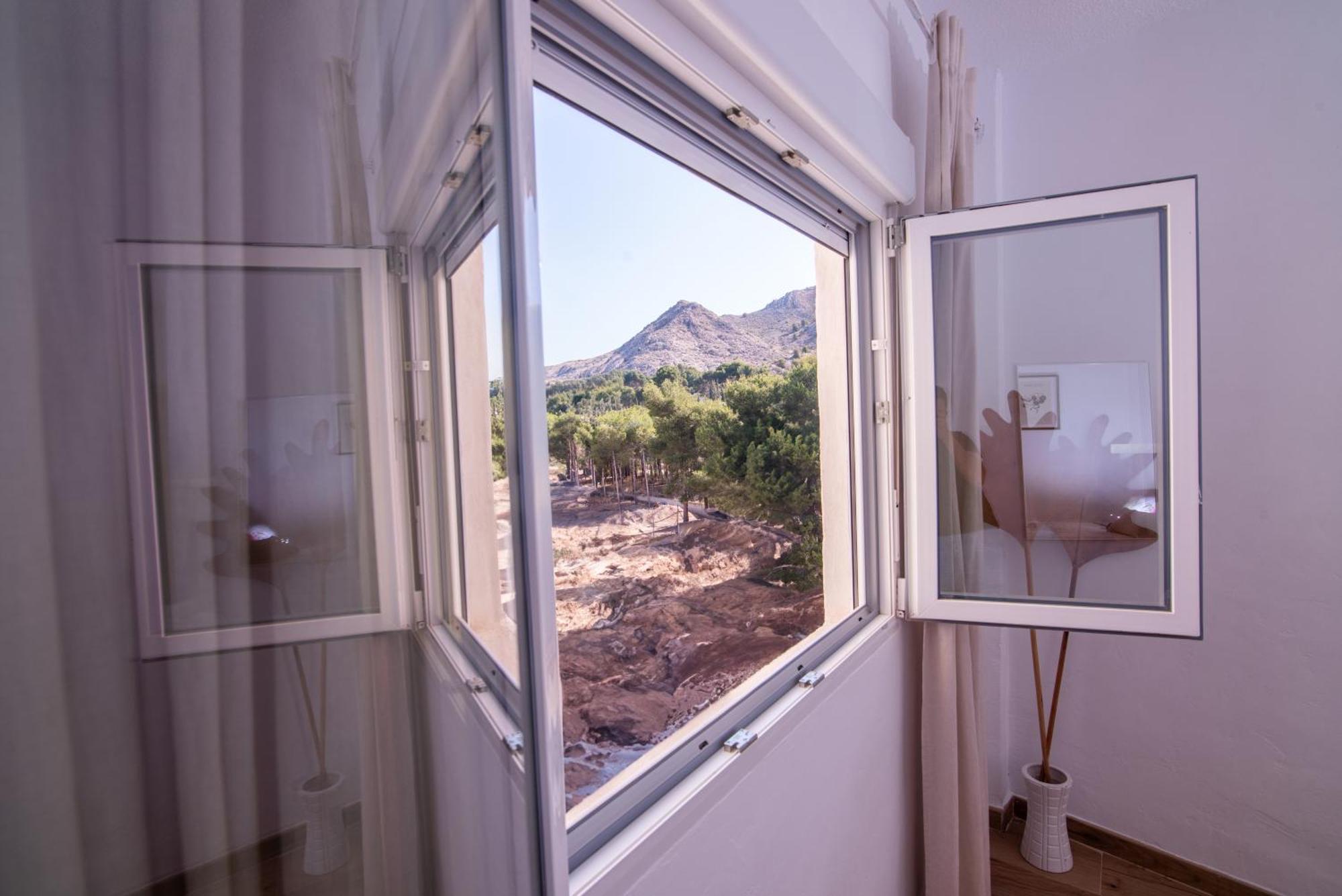 Naisa Apartamento Turistico Villena Buitenkant foto