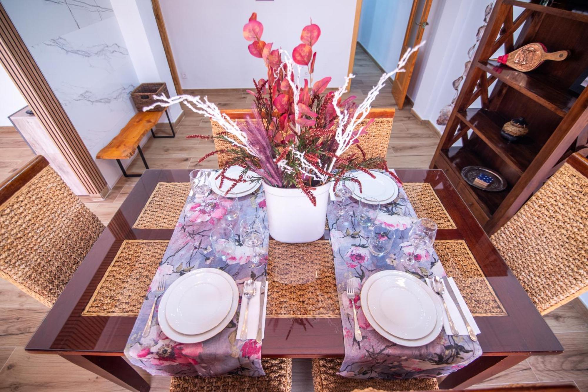 Naisa Apartamento Turistico Villena Buitenkant foto