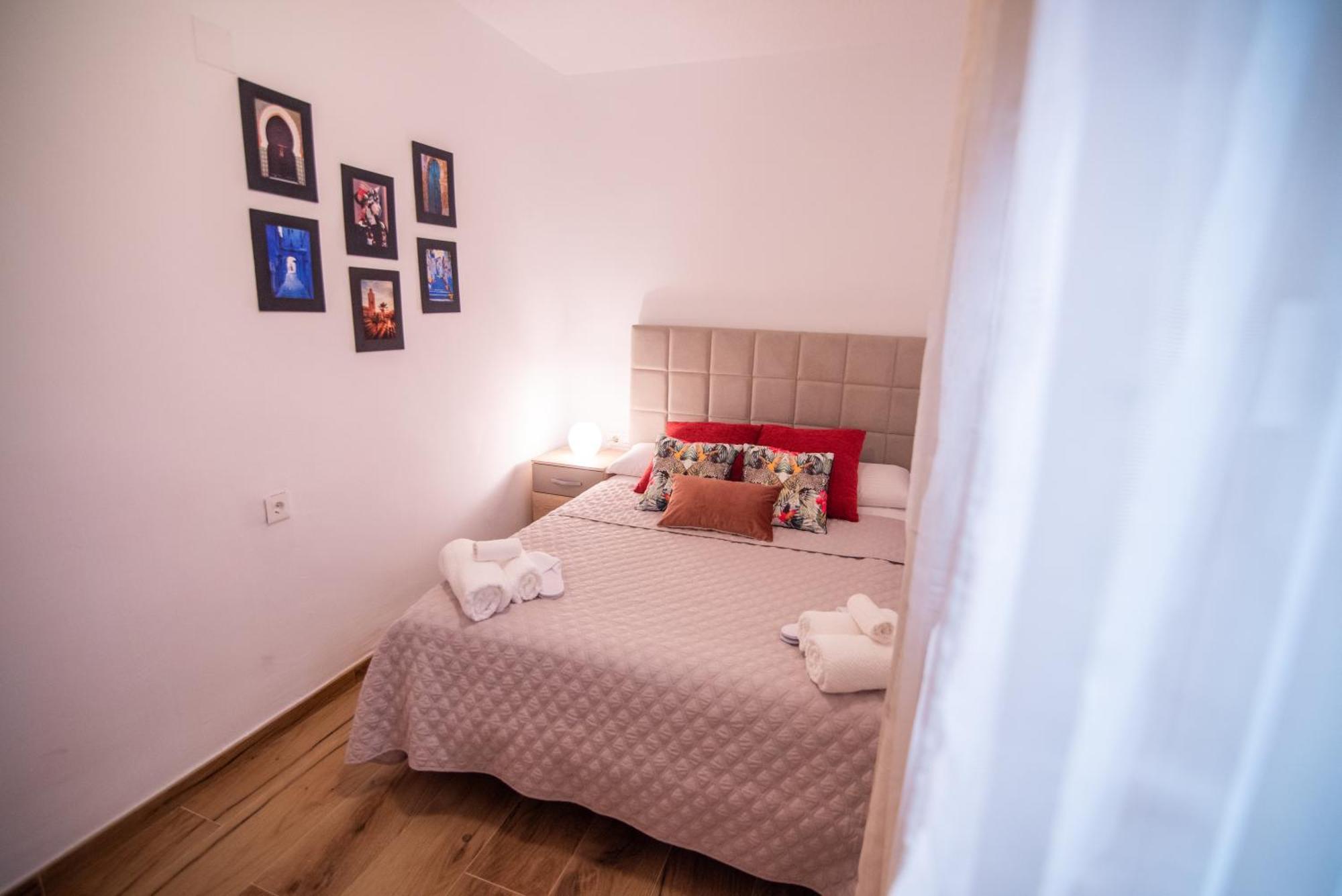 Naisa Apartamento Turistico Villena Buitenkant foto